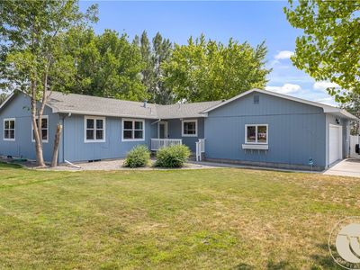 3632 Poly Dr
