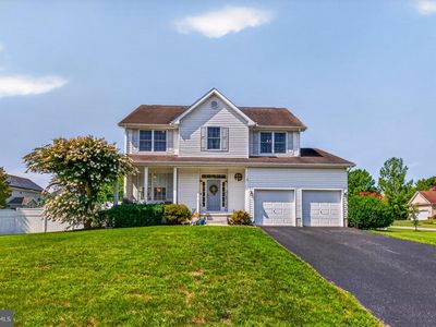 12 E Green Ln