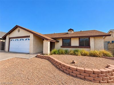 325 W Chesapeake Way