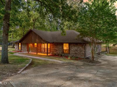 128 Ardis Dr
