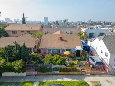 4452 Rosewood Ave