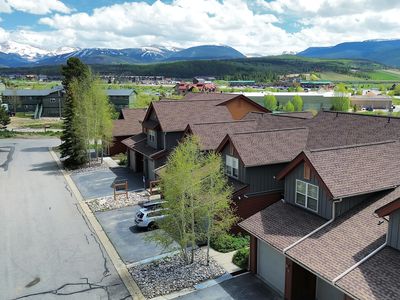 37 GCR 8040N aka Waterside Court #206