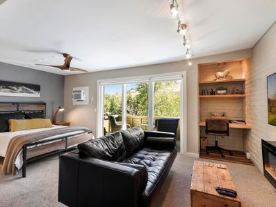 260 2nd Ave S #24
