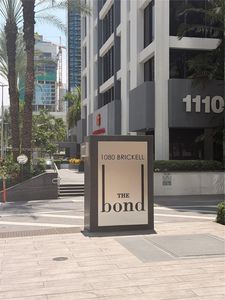 1080 Brickell Ave Unit 913