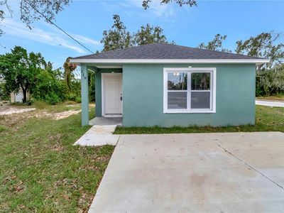 219 Dr J A Wiltshire Ave W