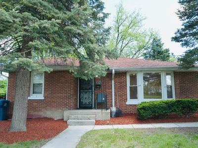 1325 Glenn Dr