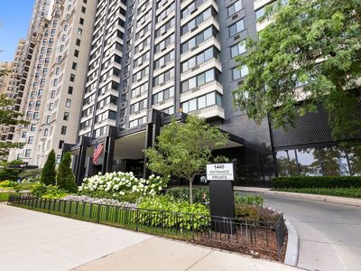 1440 N Lake Shore Dr APT 16E