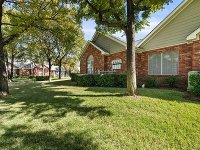 924 Bridges Dr