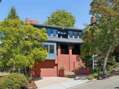 4908 Cochrane Ave
