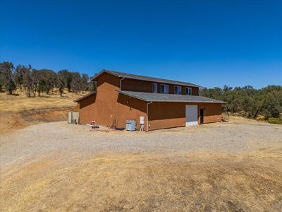 19600 Hidden Hills Rd