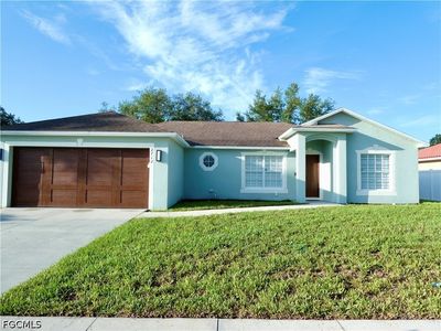 2712 Nature Pointe Loop