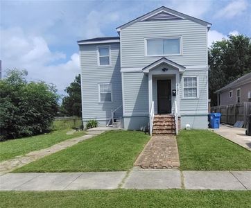2151 Robin St
