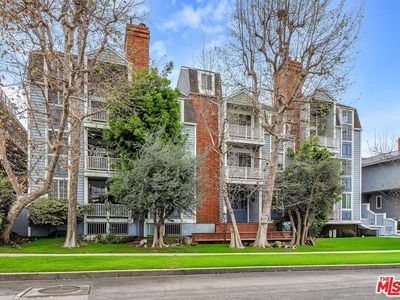 11667 Gorham Ave APT 203