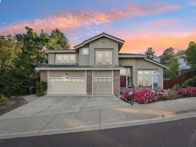 8244 Brittany Dr