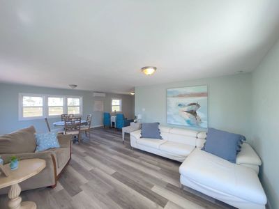 16 Mohawk Ln