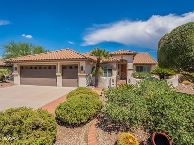 1712 N Laguna Oaks Dr