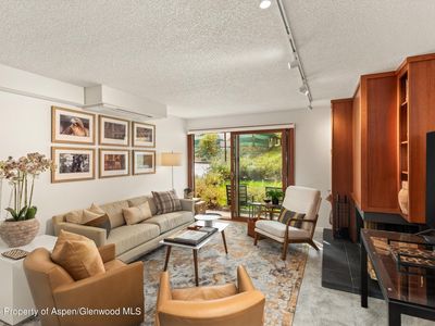 205 E Durant Ave APT 1C