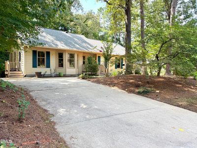 6 Burnwood Pl