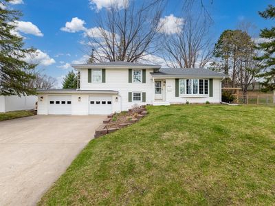 8433 Morris Cir