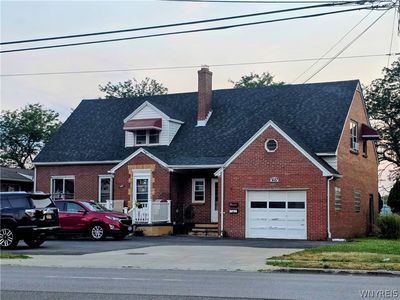 1687 Abbott Rd