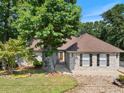26 Leicester Dr