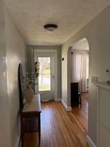 Property at 8 Colrain Rd, Topsfield, MA