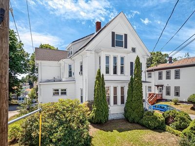 4 Richmond St