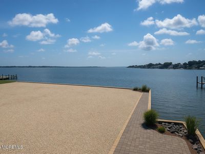 5 Bay Way
