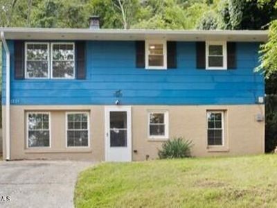 1229 Ridgecrest Ave