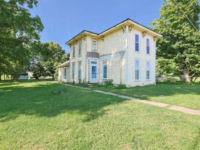 8021 Troy Rd
