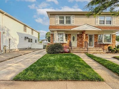 Property at 104 Winchester Ave, Staten Island, NY