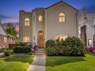 20 Raynor Avenue