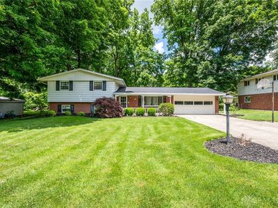 2718 Bahns Dr