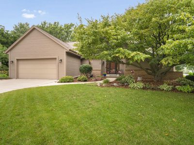 720 Schloemer DRIVE