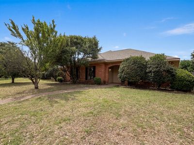 1604 Danube Ln