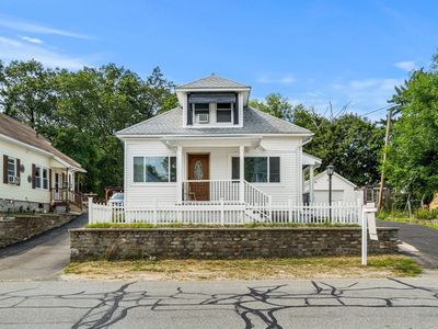 150 E Meadow Rd