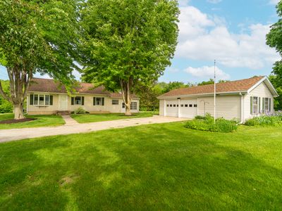 698 N 2853rd Rd