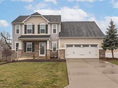 3562 Lake Center St NW