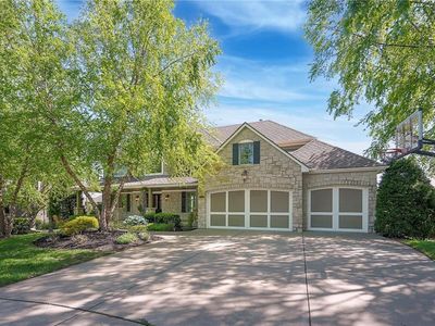 15225 Perry St