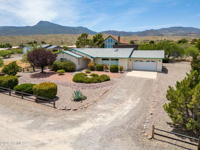 1080 HUMMINGBIRD Lane