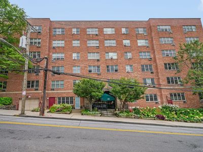 25 Franklin Avenue #6C