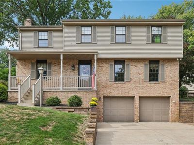 215 Kinvara Dr