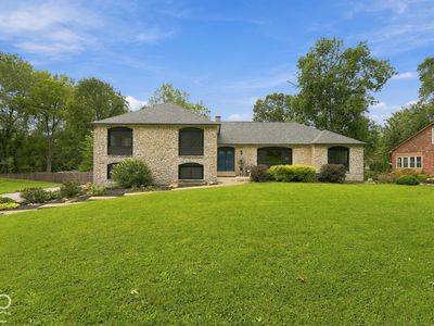 4512 Dickson Rd
