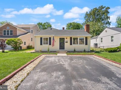 Property at 4026 Chestnut St, Fairfax, VA