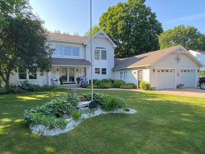 3220 Sherman Park Dr