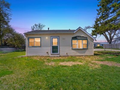 2412 Eaton LANE