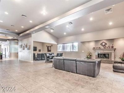 5048 S Rainbow Blvd #105