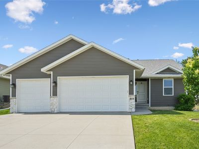 453 68th Ave SW