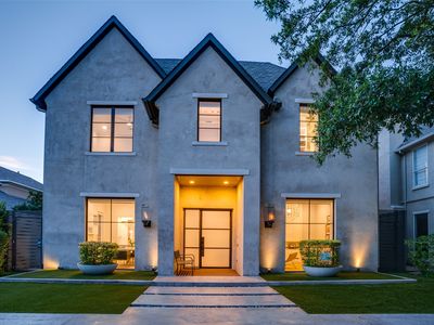 4424 Mockingbird Pkwy