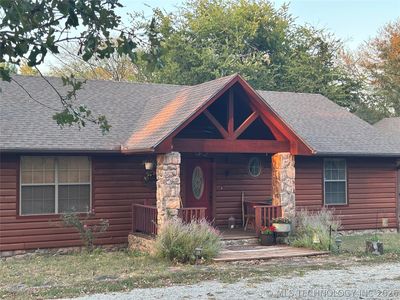 2897 N Lakeside Cir